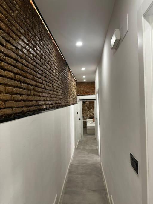 מדריד Acogedor Loft En Malasana מראה חיצוני תמונה